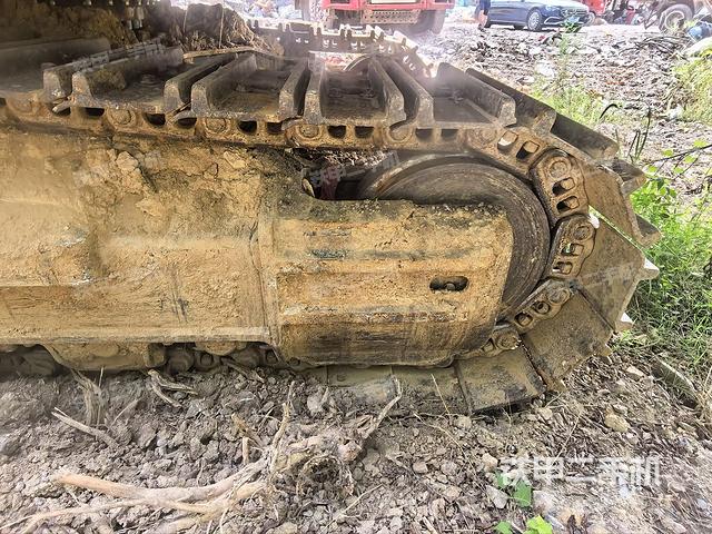 右侧行走马达盖板(行走机构) 右侧行走马达盖板(行走机构)