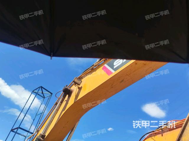 大臂整体 右侧(工作和回转装置) 大臂整体 右侧(工作和回转装置)