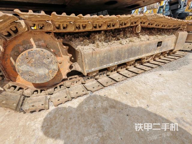 单侧履带整体（整机外观）