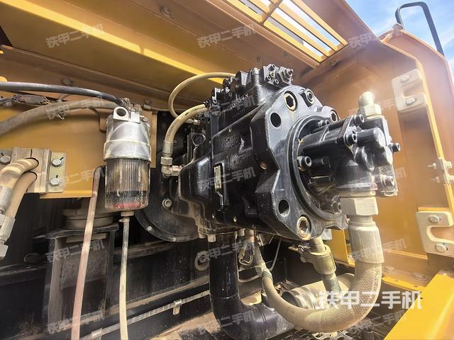 液压泵斜45 左(大件舱室) 液压泵斜45 左(大件舱室)