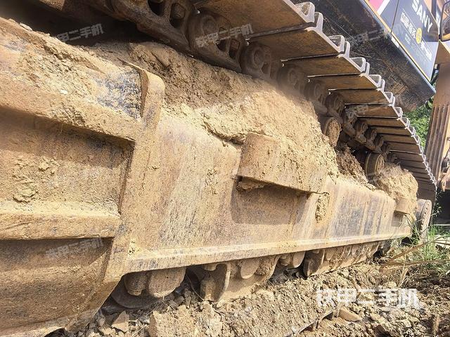 左侧行走马达盖板(行走机构) 左侧行走马达盖板(行走机构)