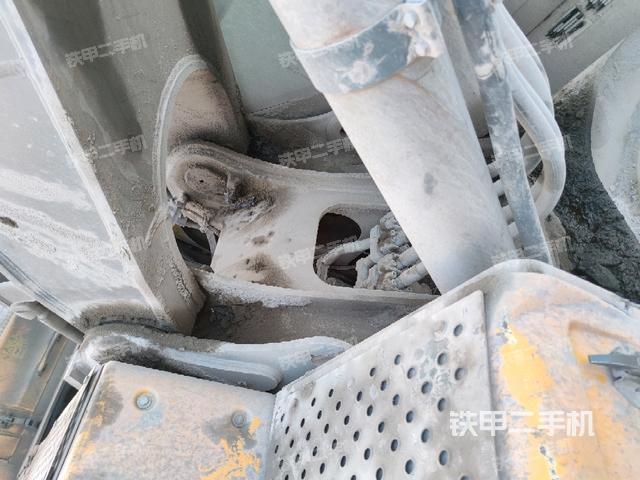 大臂根部 斜视（工作和回转装置）