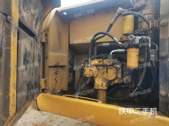 液压泵室(大件舱室) 液压泵室(大件舱室)