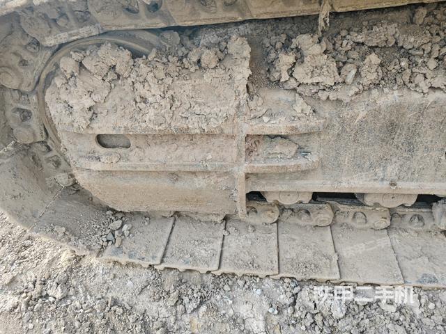 右导向轮(行走机构) 右导向轮(行走机构)