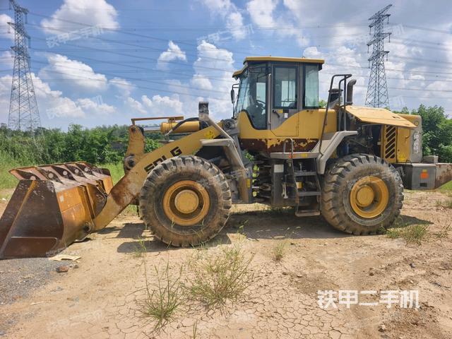 山东临工LG956L装载机