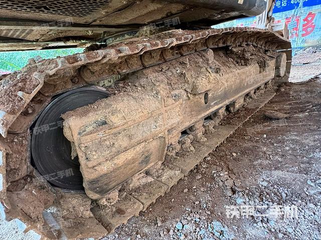 右侧履带整体（行走机构）