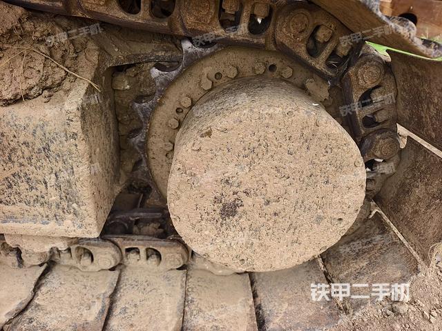 右驱动轮(行走机构) 右驱动轮(行走机构)