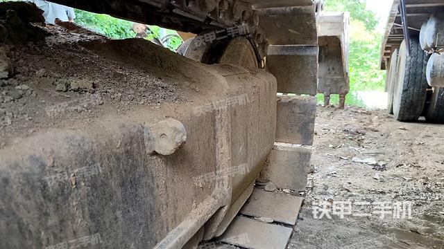 左驱动轮(行走机构) 左驱动轮(行走机构)