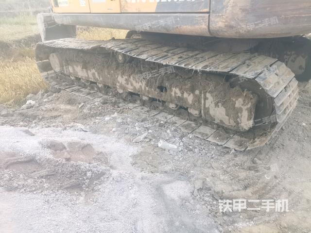 左导向轮(行走机构) 左导向轮(行走机构)