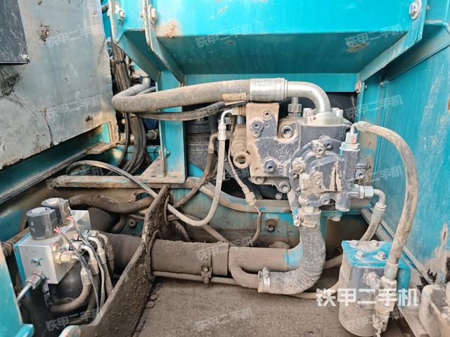 液压泵室（大件舱室）