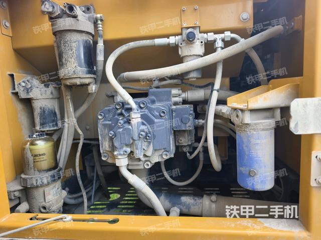 液压泵室(大件舱室) 液压泵室(大件舱室)