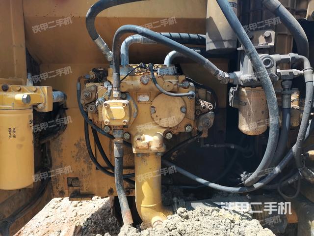 液压泵斜45 右(大件舱室) 液压泵斜45 右(大件舱室)