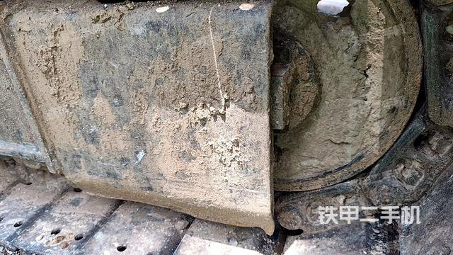 左驱动轮（行走机构）