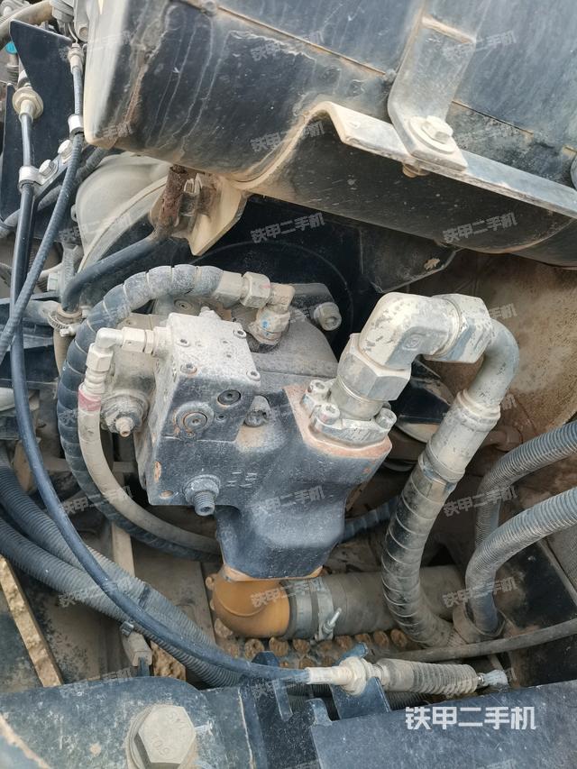 液压泵室(大件舱室) 液压泵室(大件舱室)