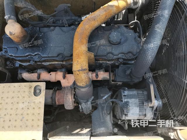 增压器特写(上车部件) 增压器特写(上车部件)