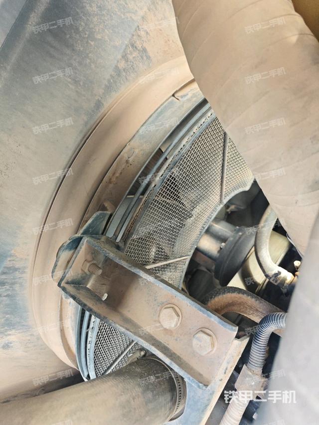 水箱+风扇特写(上车部件) 水箱+风扇特写(上车部件)