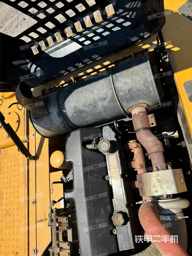 水箱+风扇特写(上车部件) 水箱+风扇特写(上车部件)