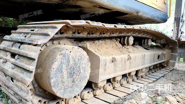 左侧履带整体 (行走机构) 左侧履带整体 (行走机构)