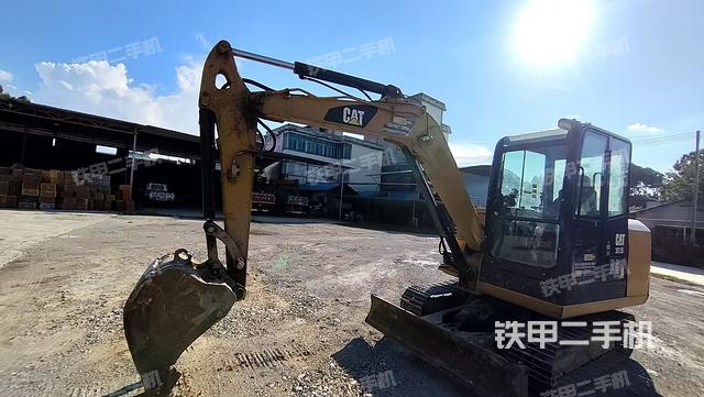 卡特彼勒CAT?305.5E2 小型液壓挖掘機(jī)