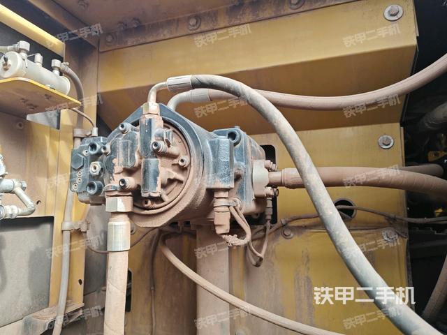 液压泵室(大件舱室) 液压泵室(大件舱室)