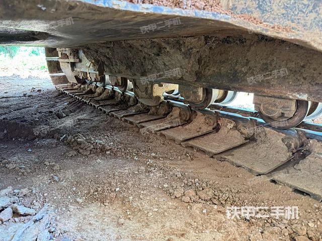 左侧行走马达盖板（行走机构）