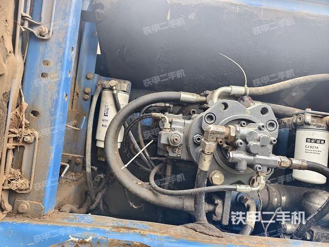 液压泵室(大件舱室) 液压泵室(大件舱室)