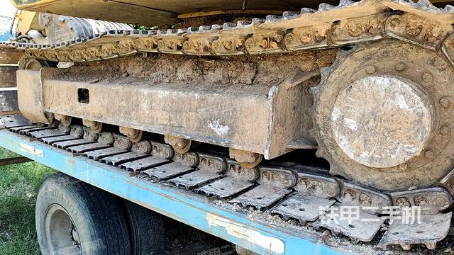 右驱动轮（行走机构）