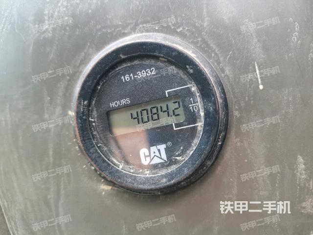 显示屏 (驾驶室部分) 显示屏 (驾驶室部分)