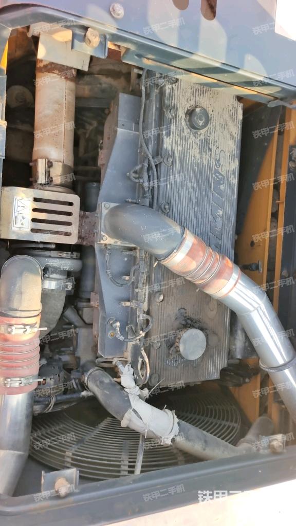 发动机室(上车部件) 发动机室(上车部件)