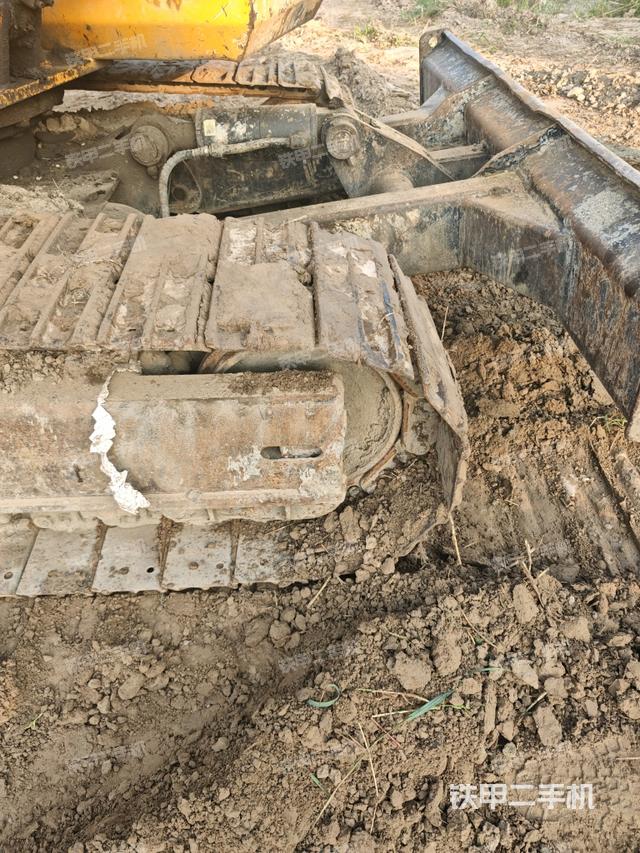 左侧履带整体 （行走机构）