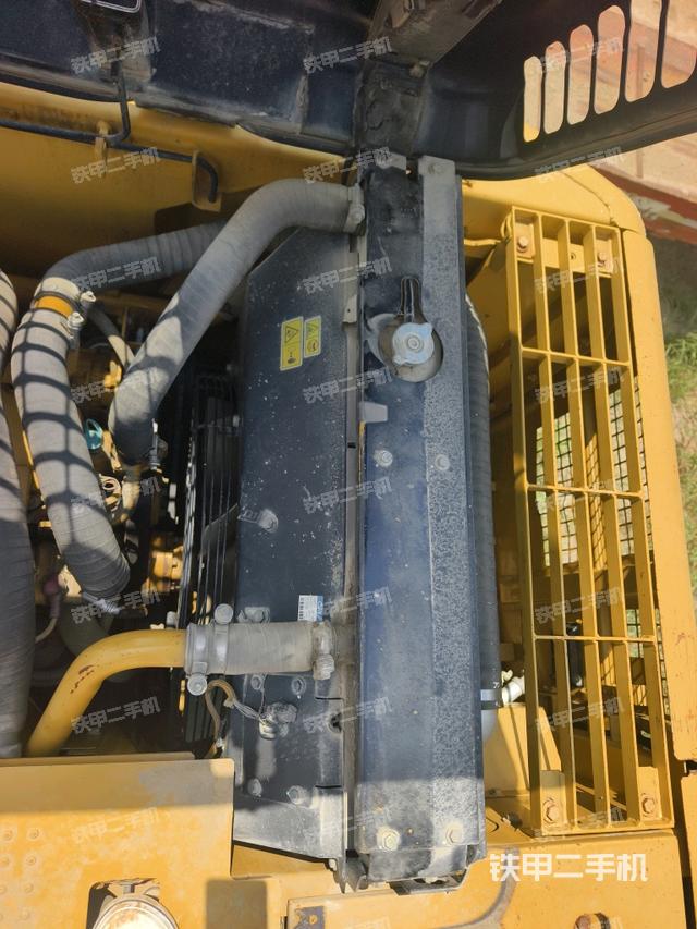 水箱+风扇特写(上车部件) 水箱+风扇特写(上车部件)