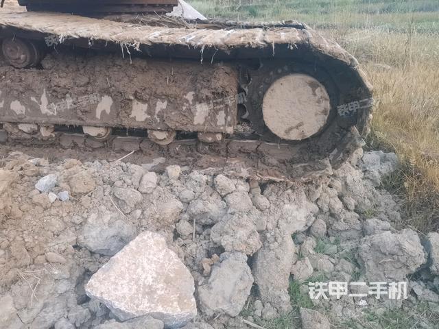 右驱动轮(行走机构) 右驱动轮(行走机构)