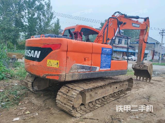 整机右后45°(整机外观) 整机右后45°(整机外观)