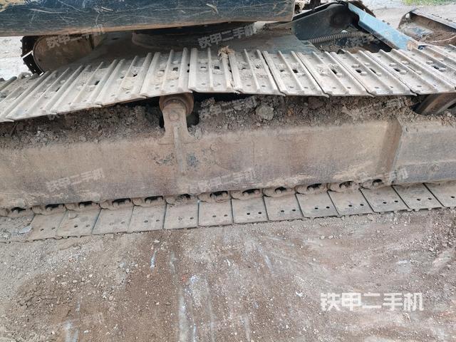 右驱动轮(行走机构) 右驱动轮(行走机构)