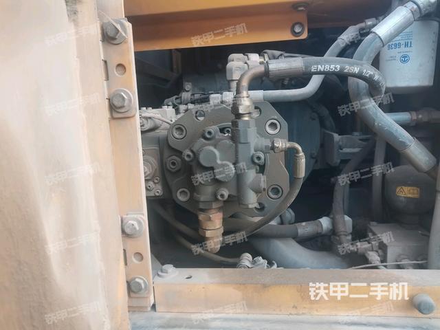 液压泵斜45 左(大件舱室) 液压泵斜45 左(大件舱室)