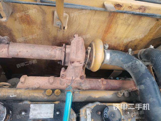 增压器特写(上车部件) 增压器特写(上车部件)