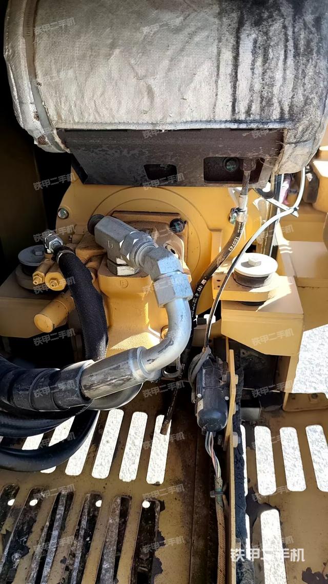 液压泵室(大件舱室) 液压泵室(大件舱室)