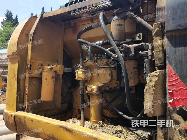 液压泵室(大件舱室) 液压泵室(大件舱室)