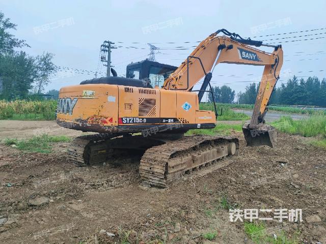 整机右后45°(整机外观) 整机右后45°(整机外观)