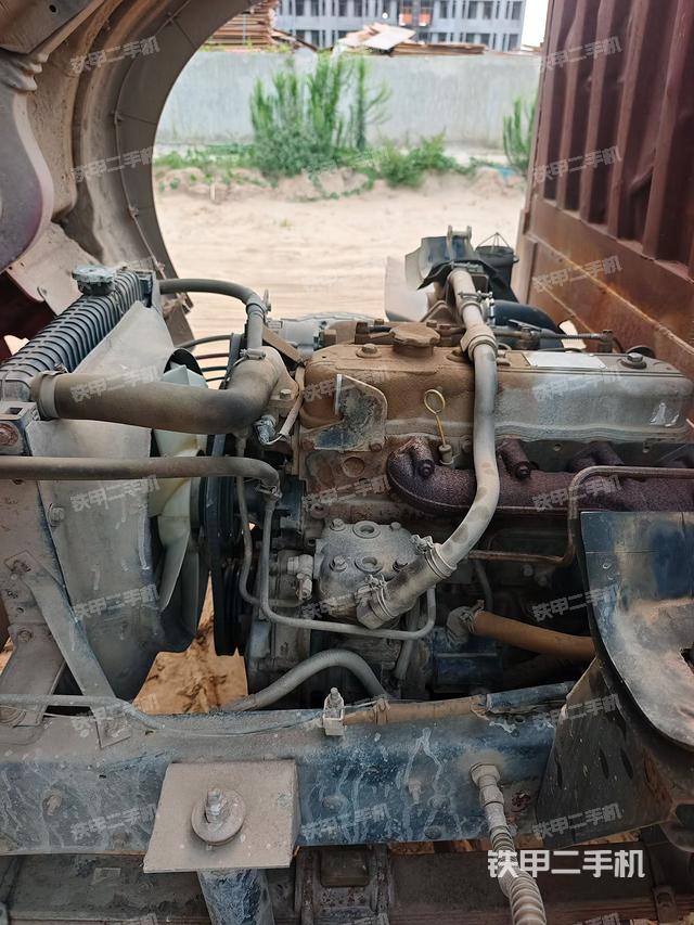 發(fā)動機(設備外觀及核心部件) 發(fā)動機(設備外觀及核心部件)