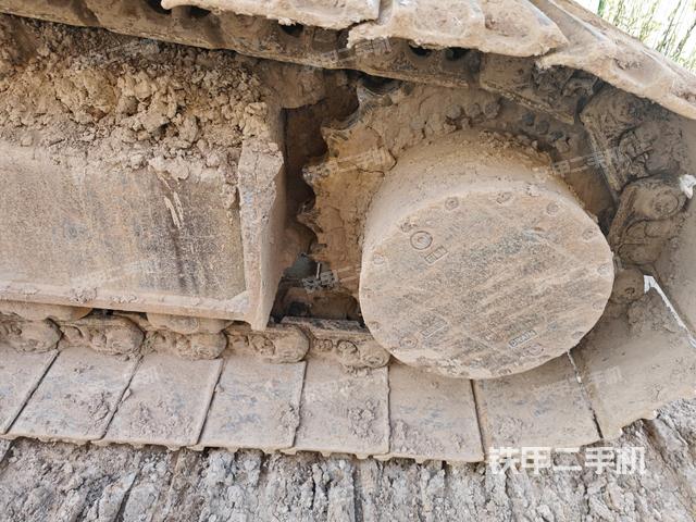 右驱动轮(行走机构) 右驱动轮(行走机构)