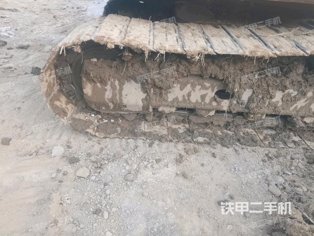 左驱动轮(行走机构) 左驱动轮(行走机构)