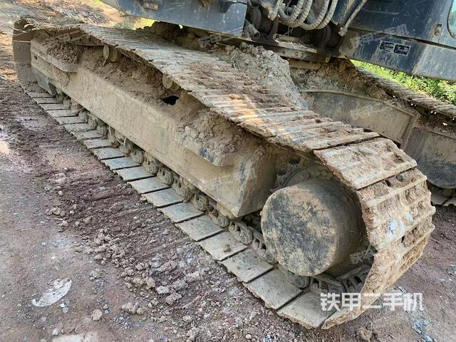 单侧履带整体（整机外观）