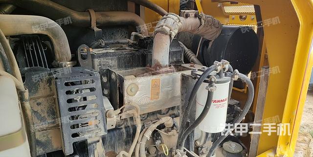 發(fā)動(dòng)機(jī)整體俯視(整機(jī)外觀) 發(fā)動(dòng)機(jī)整體俯視(整機(jī)外觀)