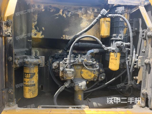 液压泵室(大件舱室) 液压泵室(大件舱室)