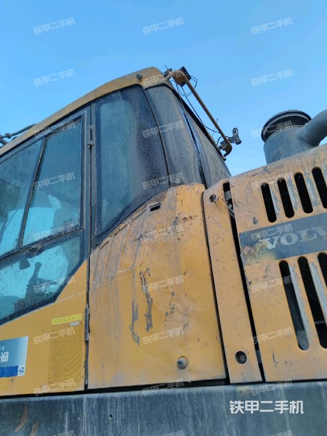 驾驶室左后45度（驾驶室部分）