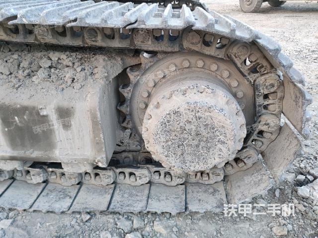 左驱动轮（行走机构）