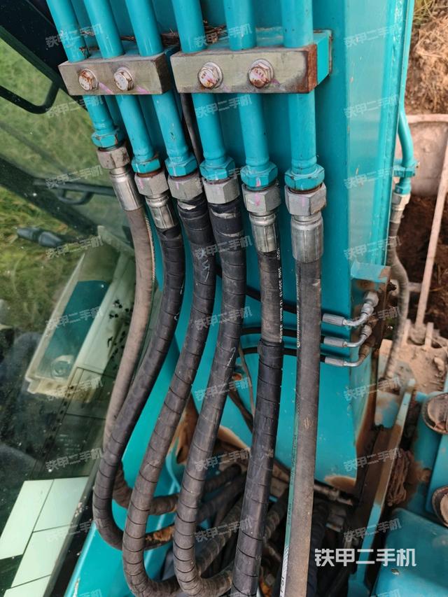 小臂整体右前（工作和回转装置）