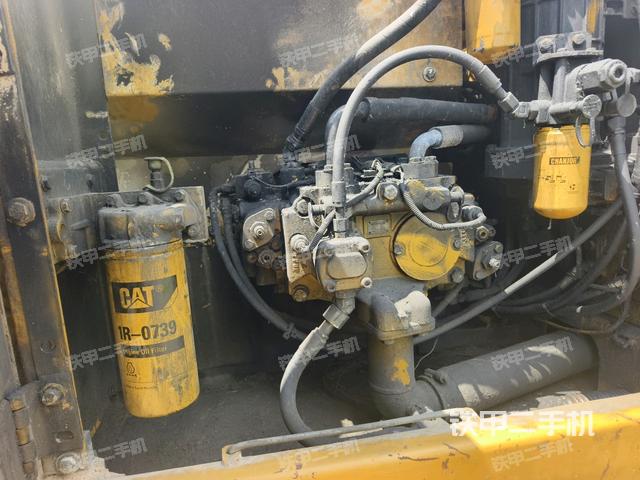 液压泵斜45 左(大件舱室) 液压泵斜45 左(大件舱室)