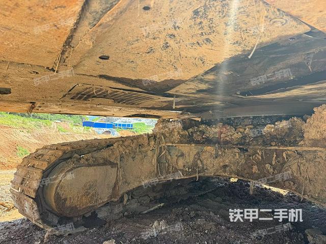 右驱动轮(行走机构) 右驱动轮(行走机构)